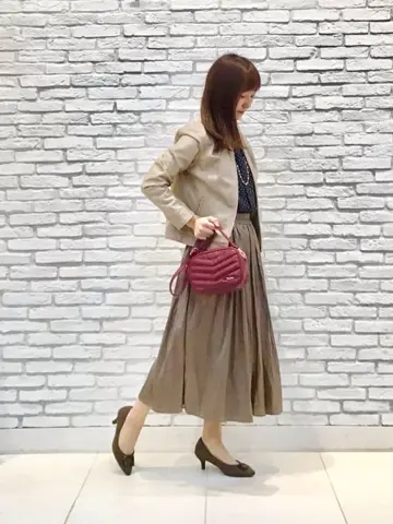 ANY SIS スタッフ コーディネート画像