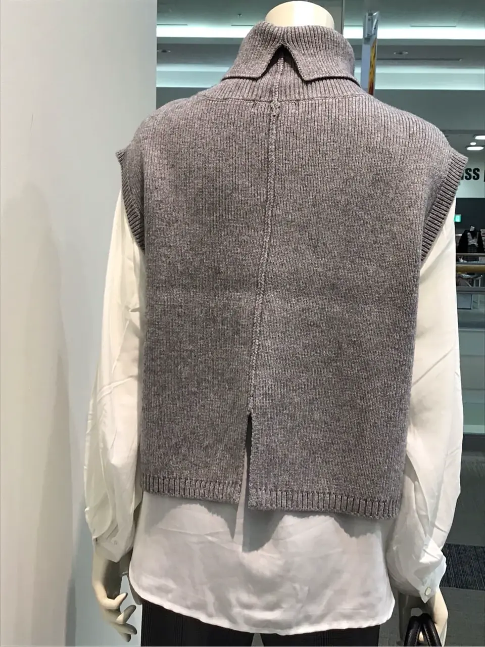 ANY SIS 布川 コーディネート画像