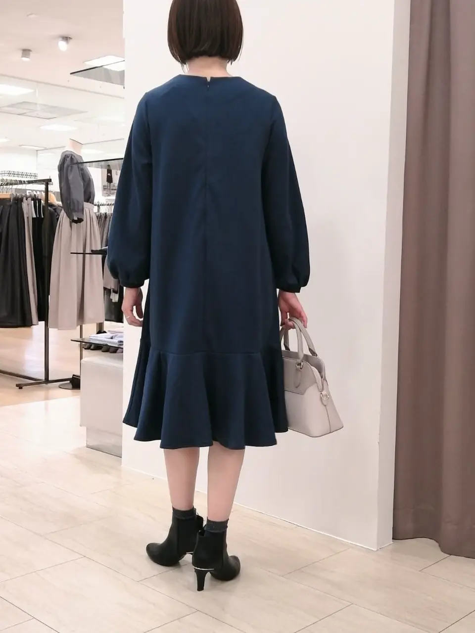 ANY SIS N コーディネート画像