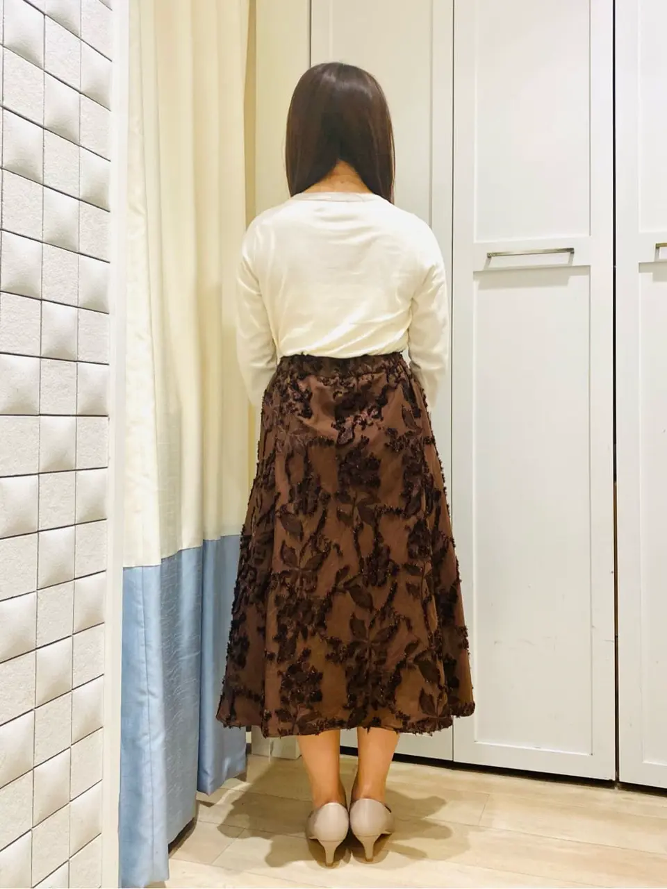 ANY SIS スタッフ コーディネート画像