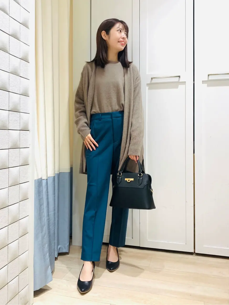 ANY SIS スタッフ コーディネート画像