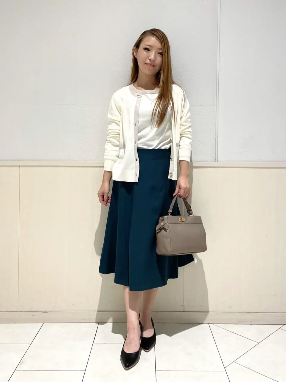 ANY SIS 土居 コーディネート画像