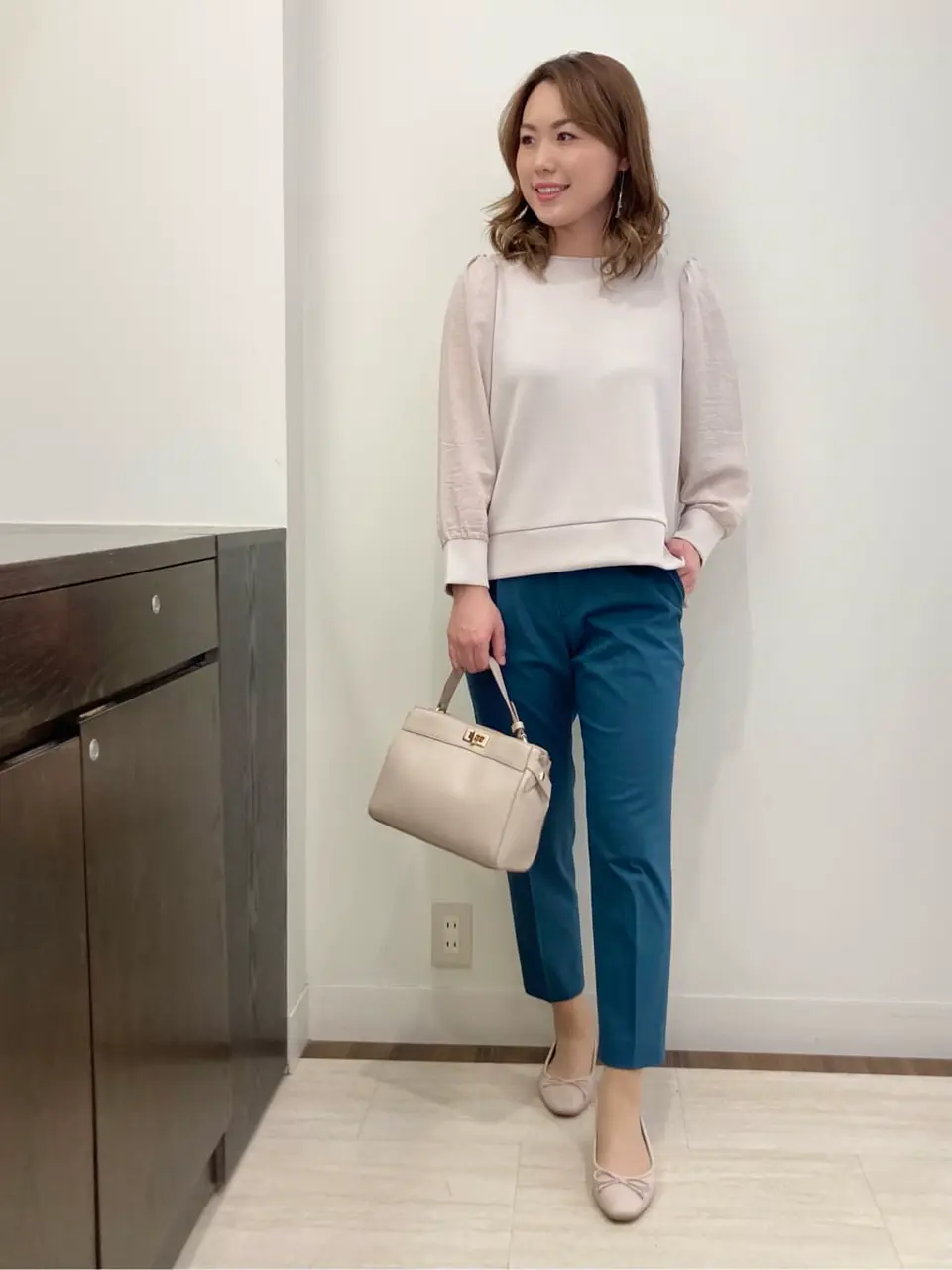 ANY SIS スタッフ コーディネート画像