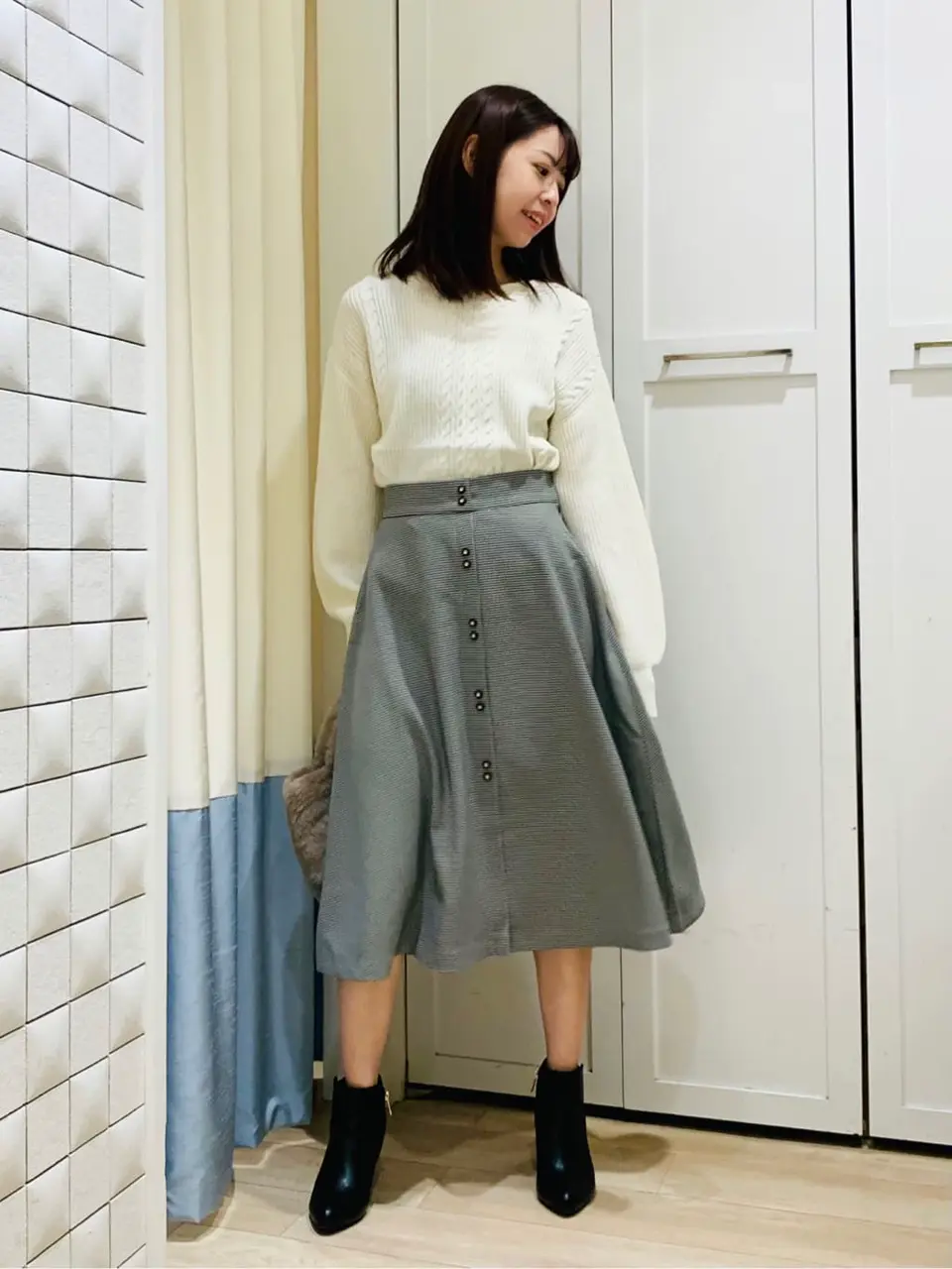 ANY SIS スタッフ コーディネート画像