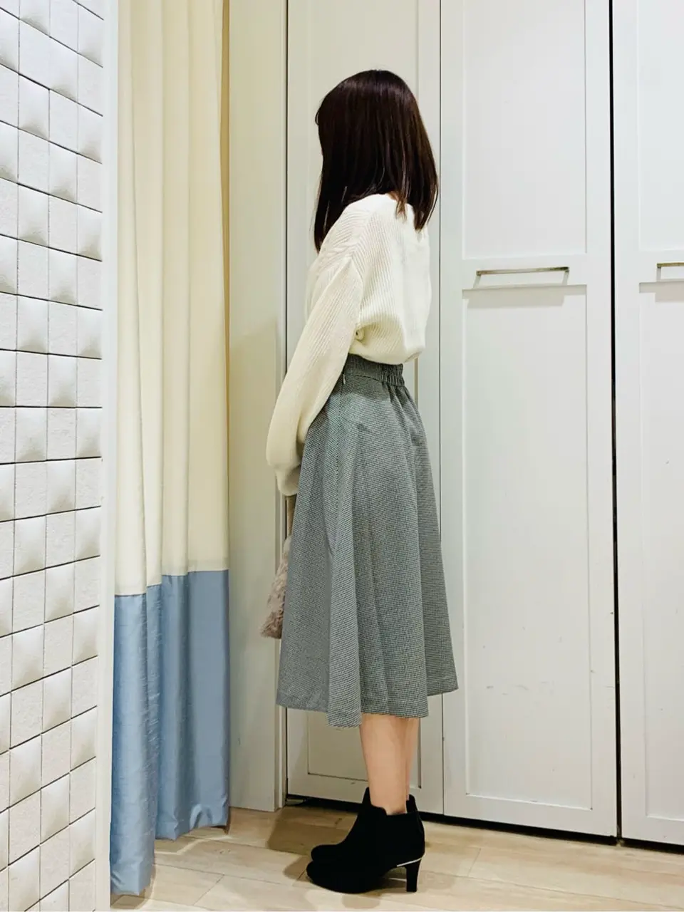 ANY SIS スタッフ コーディネート画像