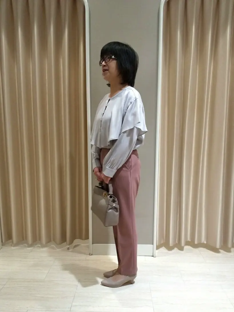 ANY SIS 岡本 コーディネート画像