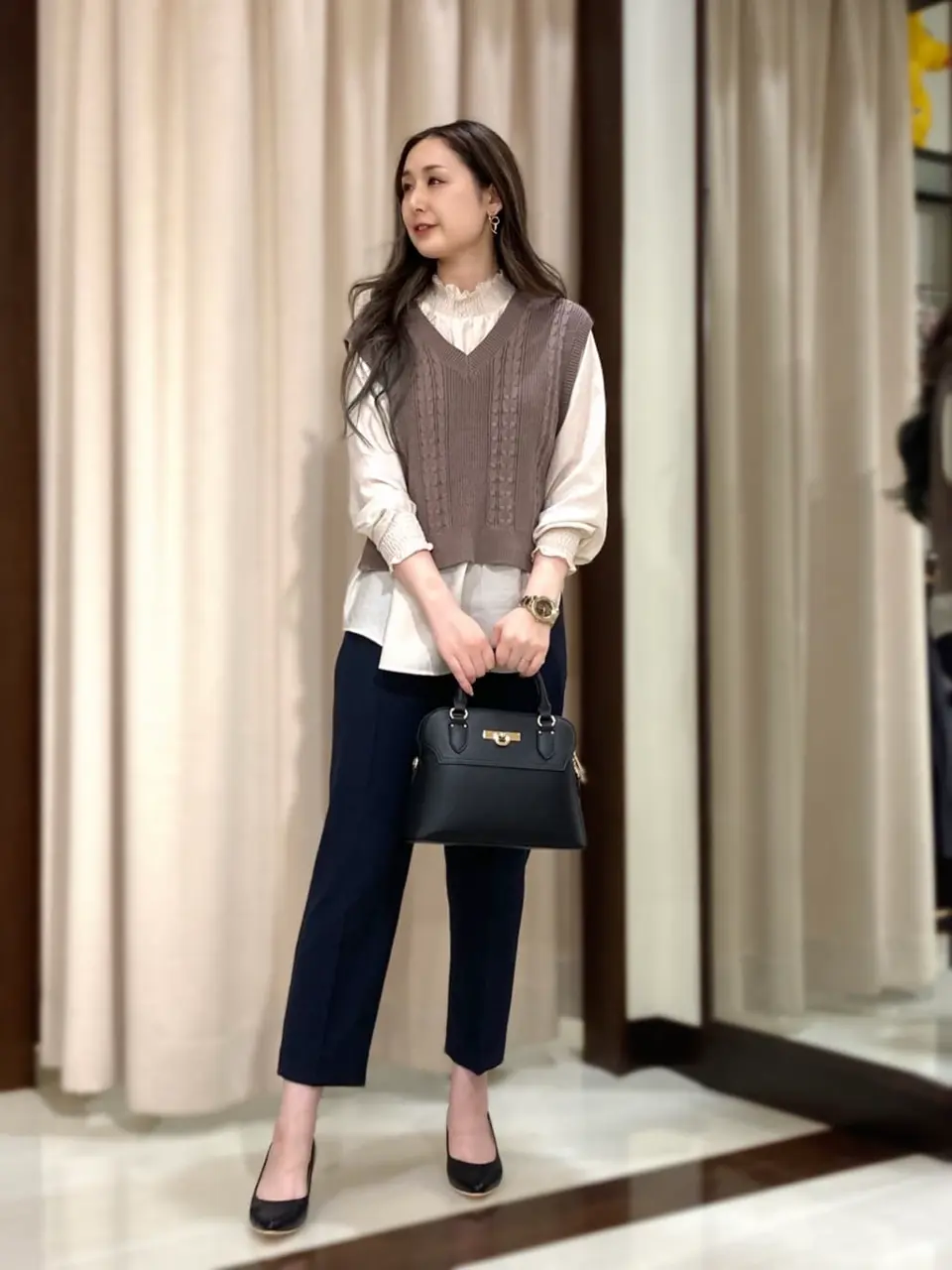 ANY SIS STAFF コーディネート画像