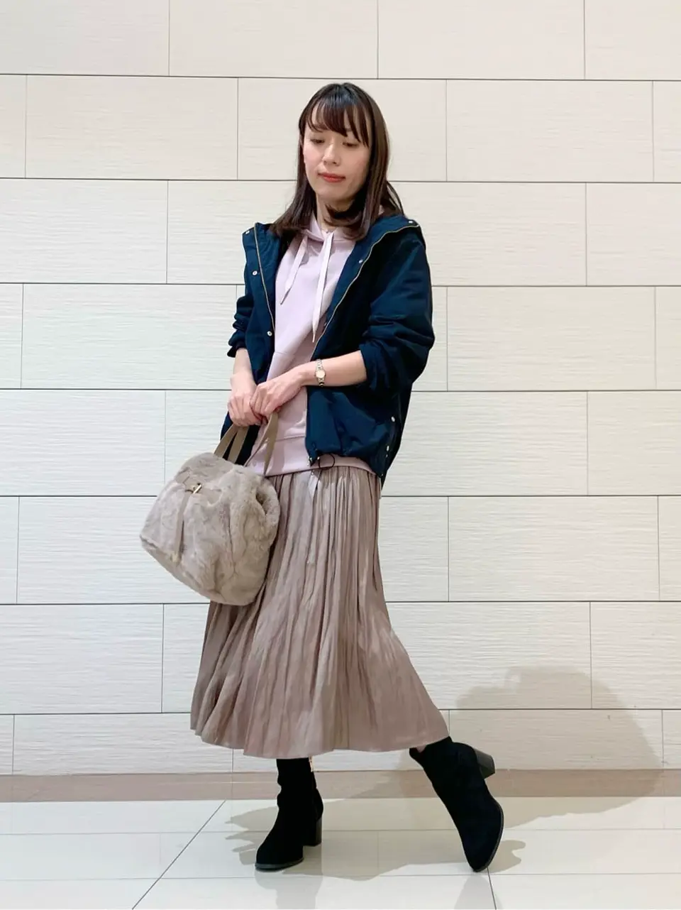 ANY SIS スタッフ コーディネート画像