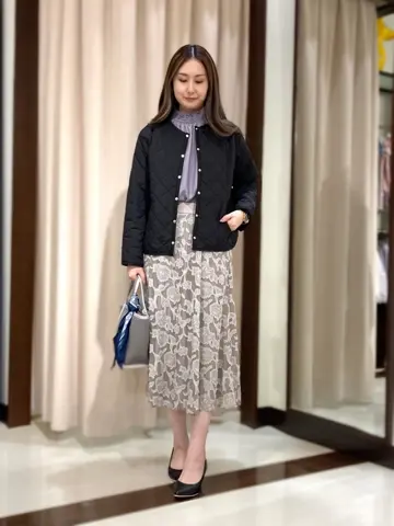 ANY SIS STAFF コーディネート画像