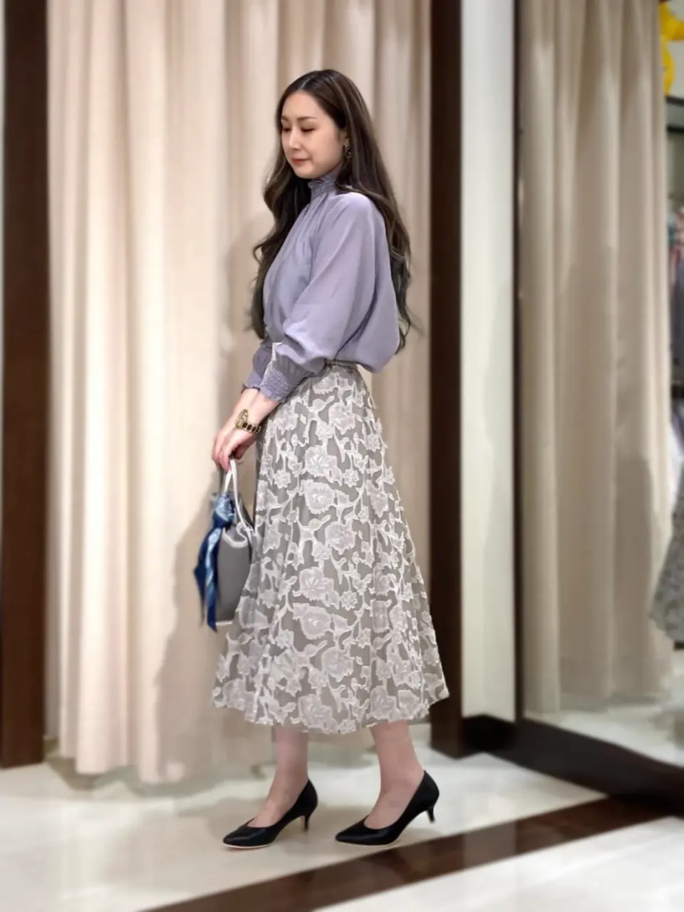 ANY SIS STAFF コーディネート画像