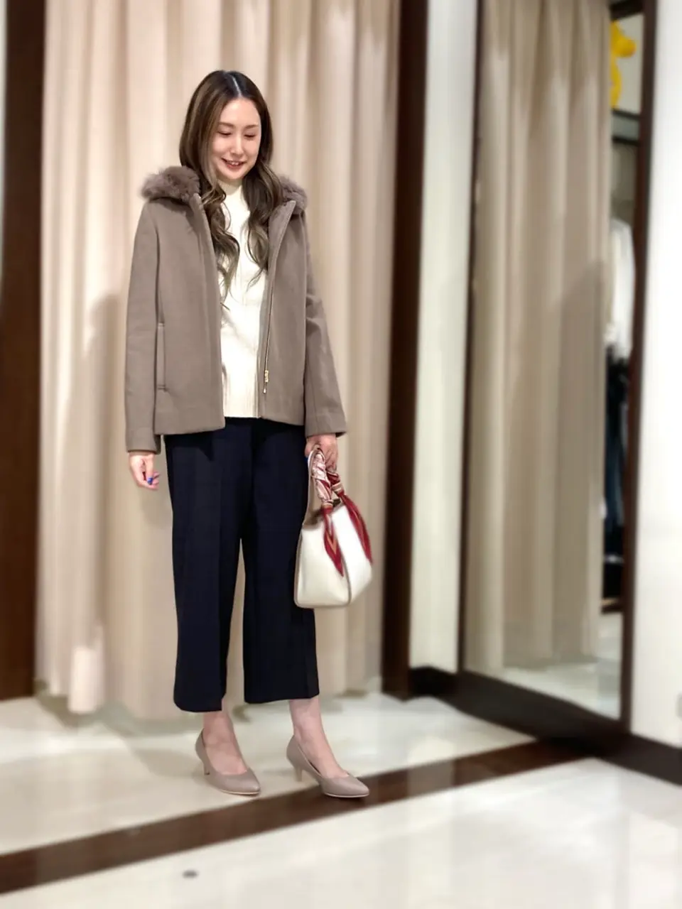 ANY SIS STAFF コーディネート画像