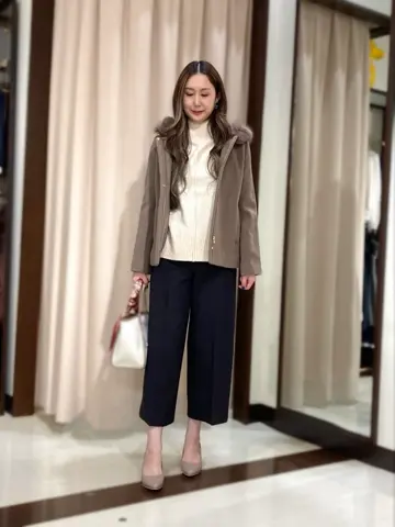 ANY SIS STAFF コーディネート画像