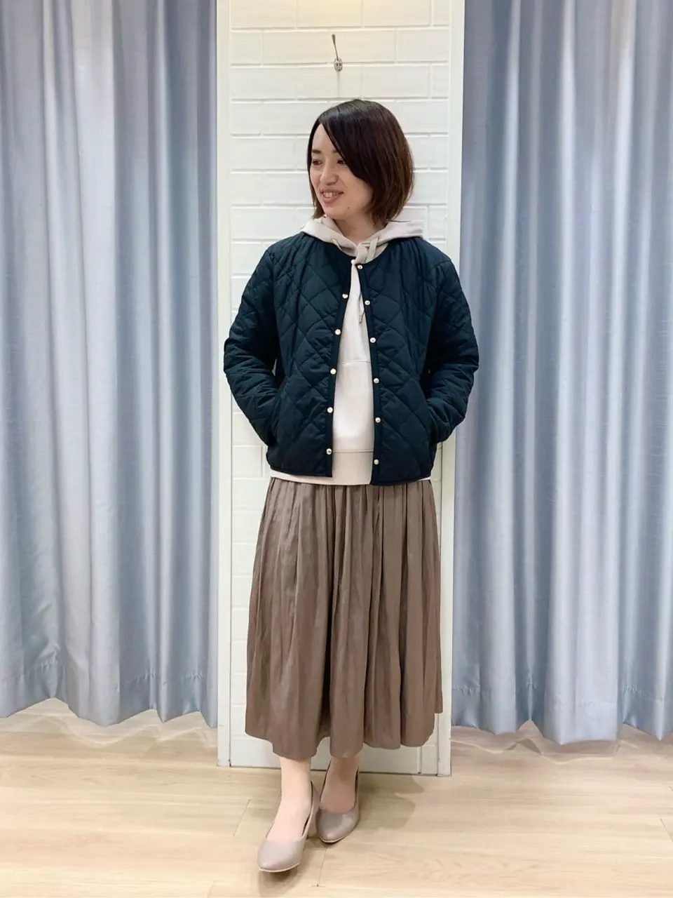 ANY SIS 丸岡 コーディネート画像