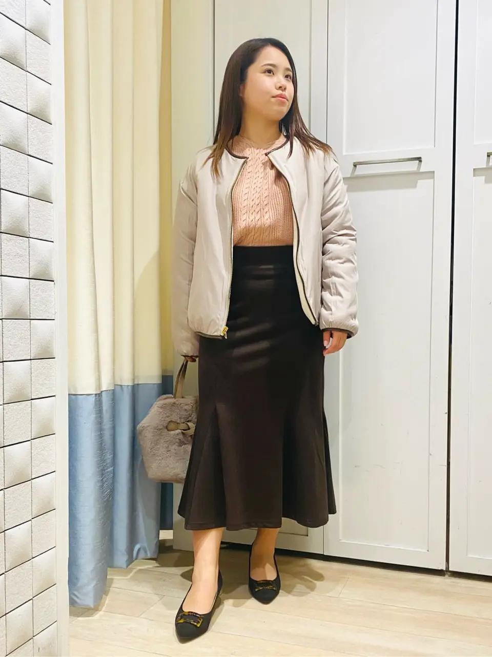 ANY SIS スタッフ コーディネート画像