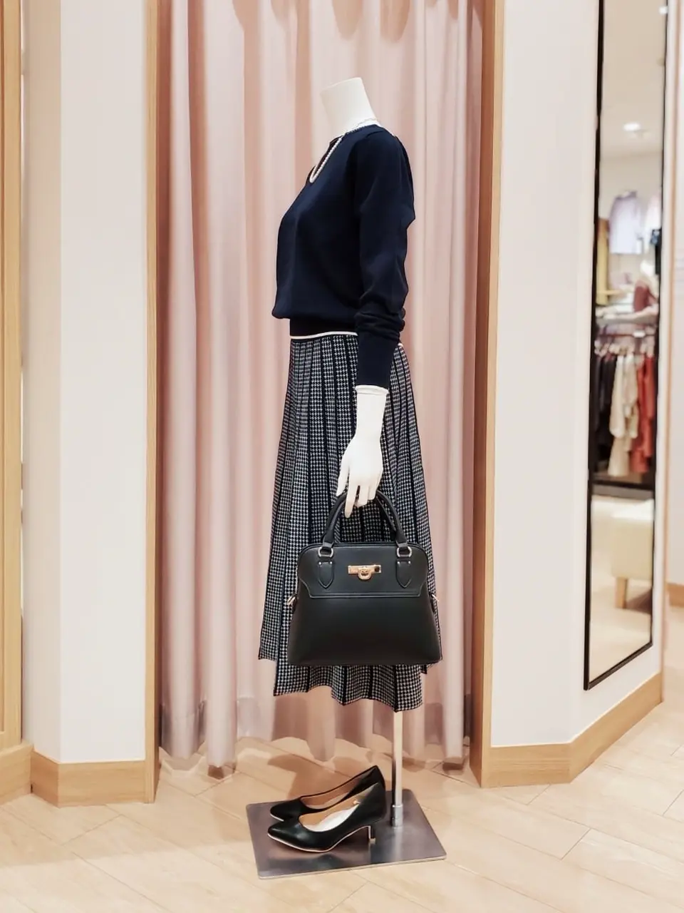 ANY SIS 岩田 コーディネート画像