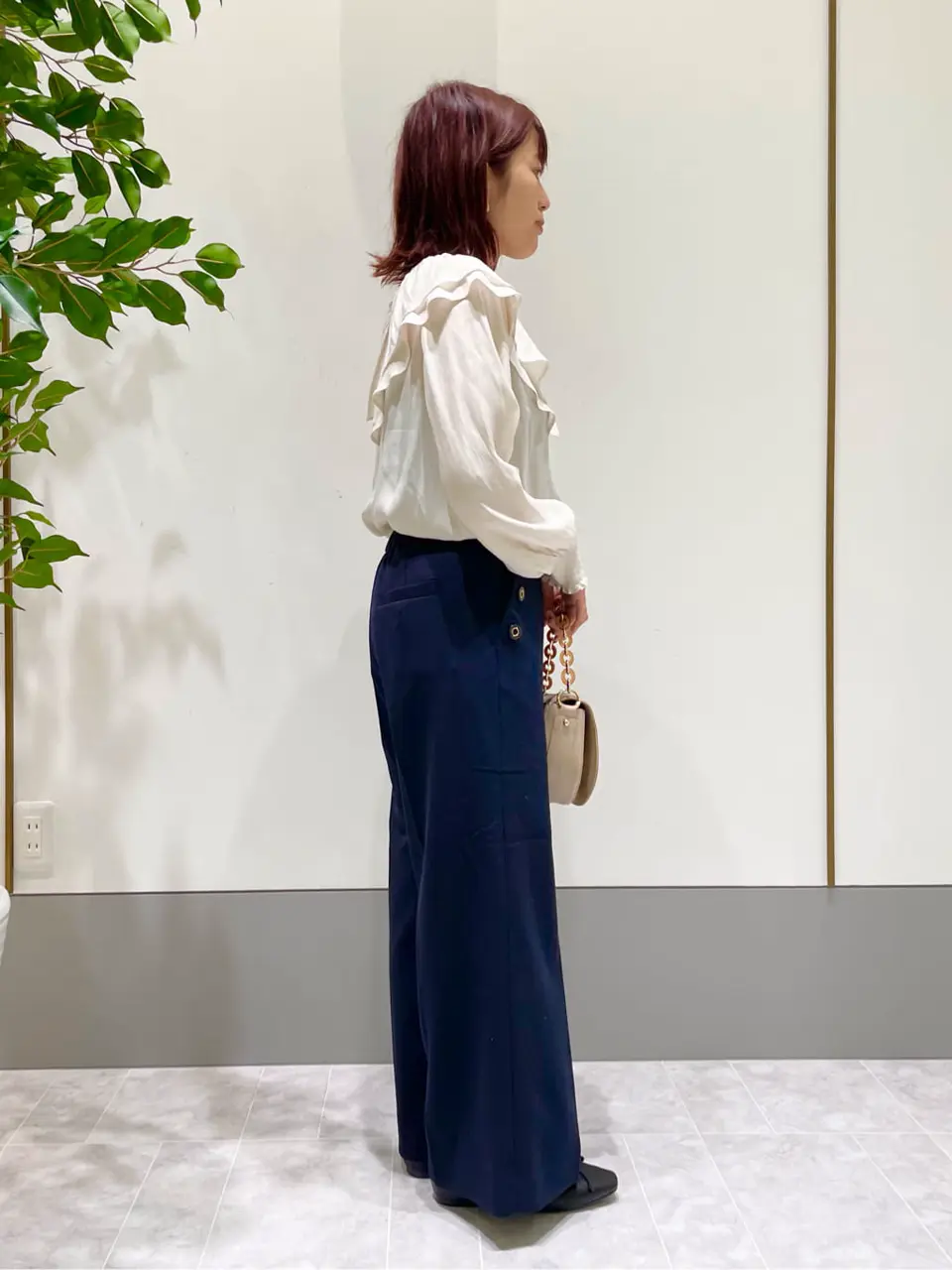 ANY SIS スタッフ コーディネート画像