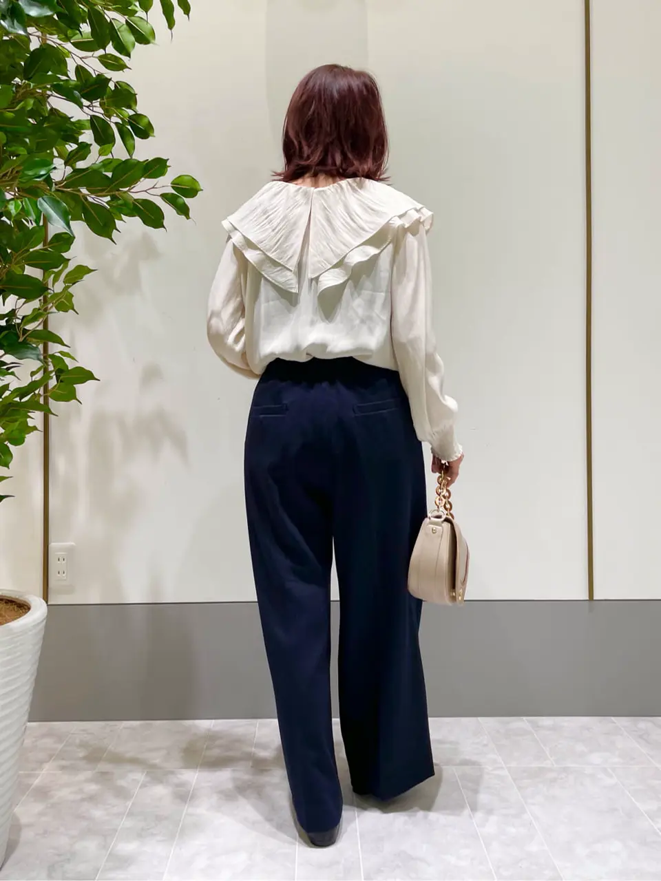 ANY SIS スタッフ コーディネート画像