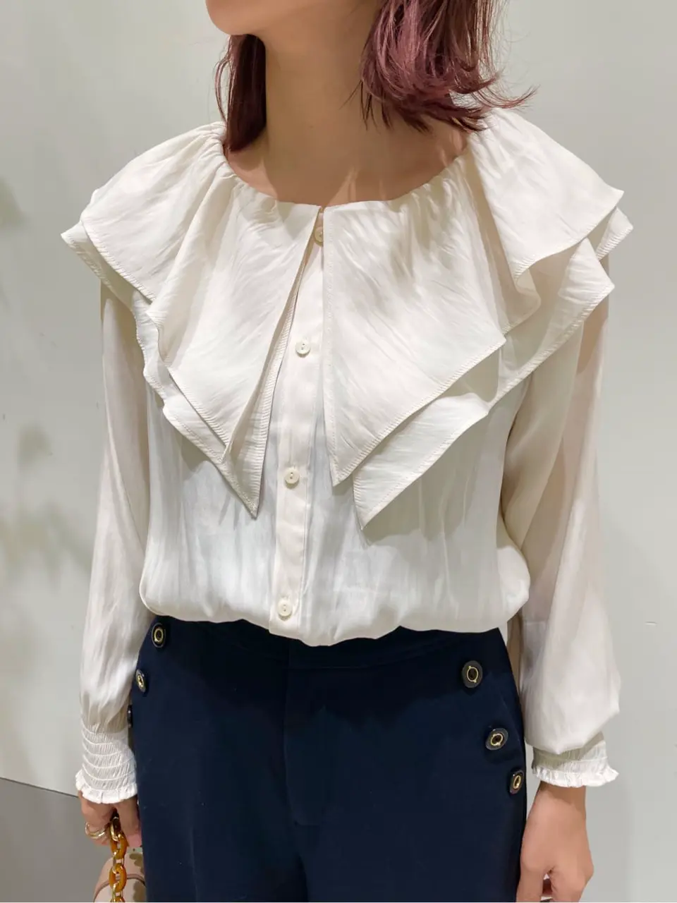 ANY SIS スタッフ コーディネート画像