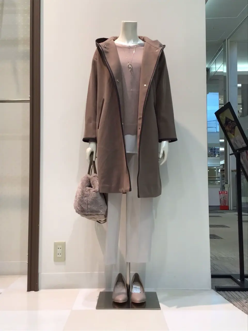 ANY SIS 布川 コーディネート画像