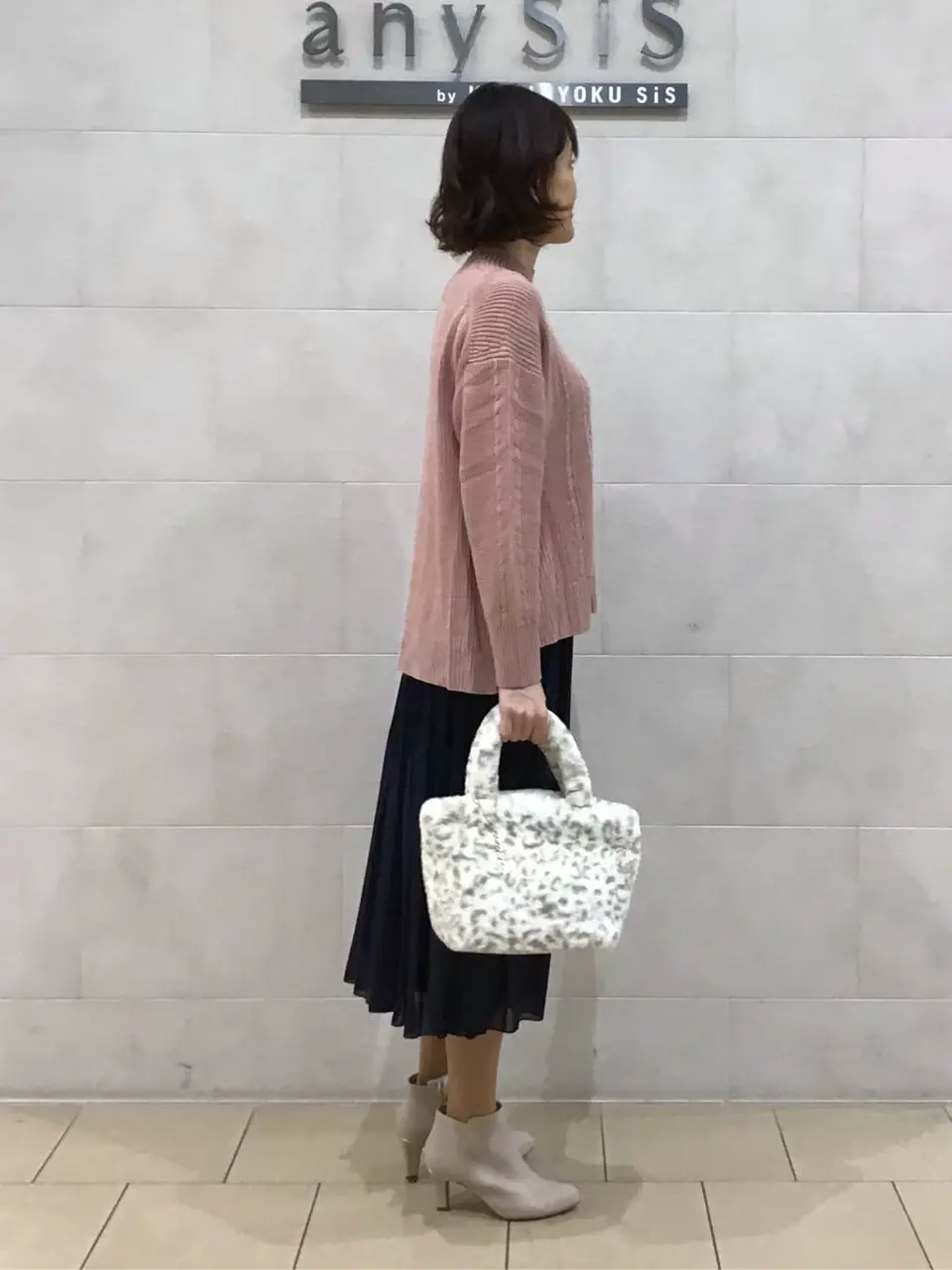 ANY SIS 髙橋 コーディネート画像