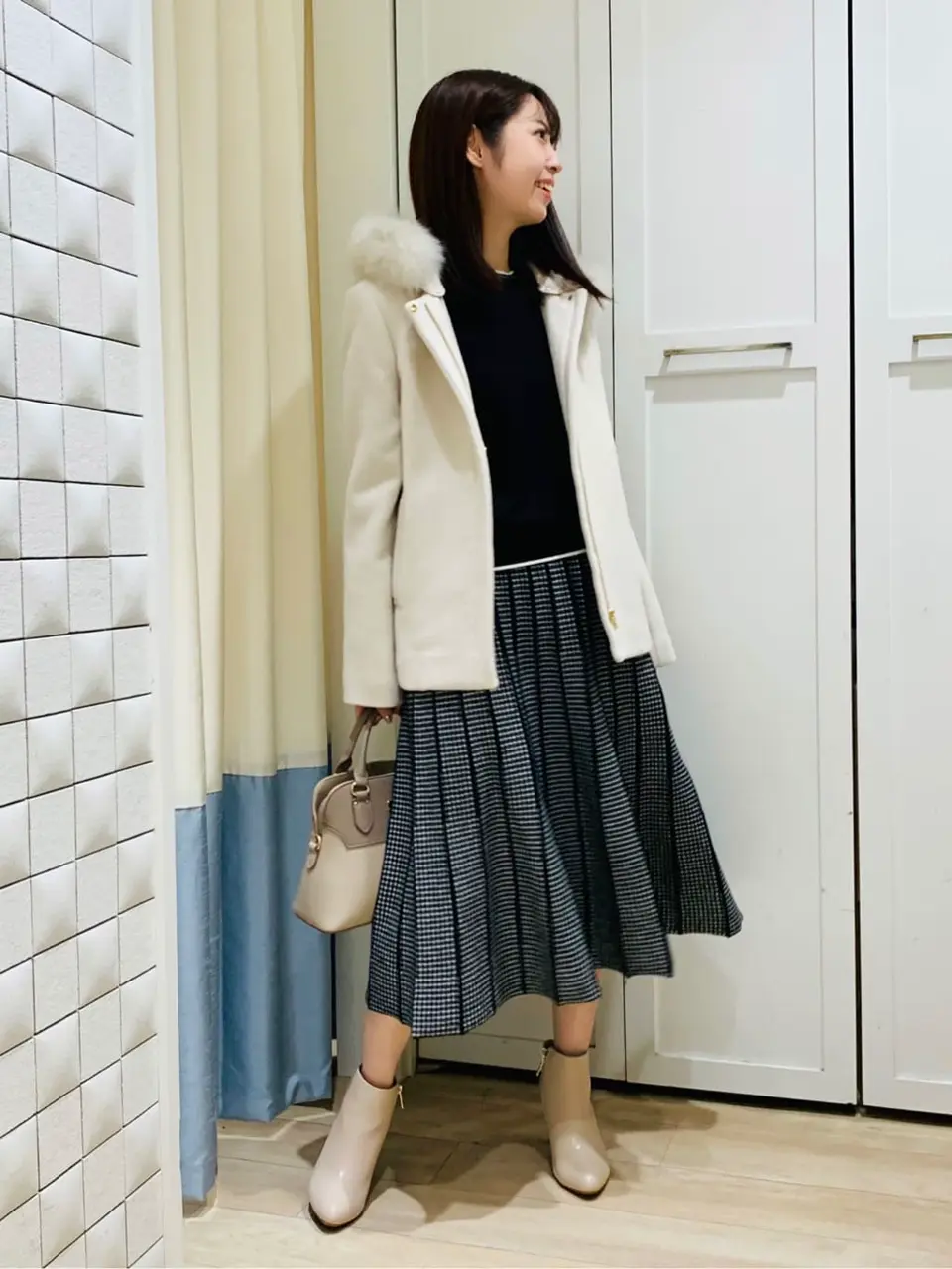 ANY SIS スタッフ コーディネート画像