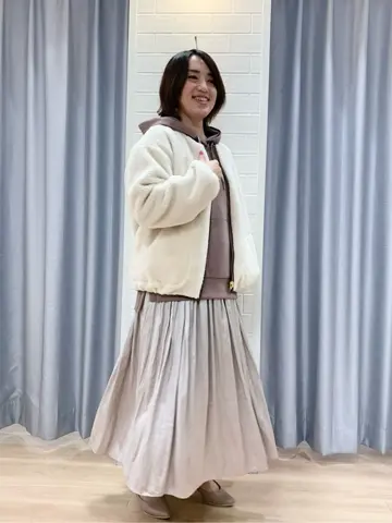 ANY SIS 丸岡 コーディネート画像