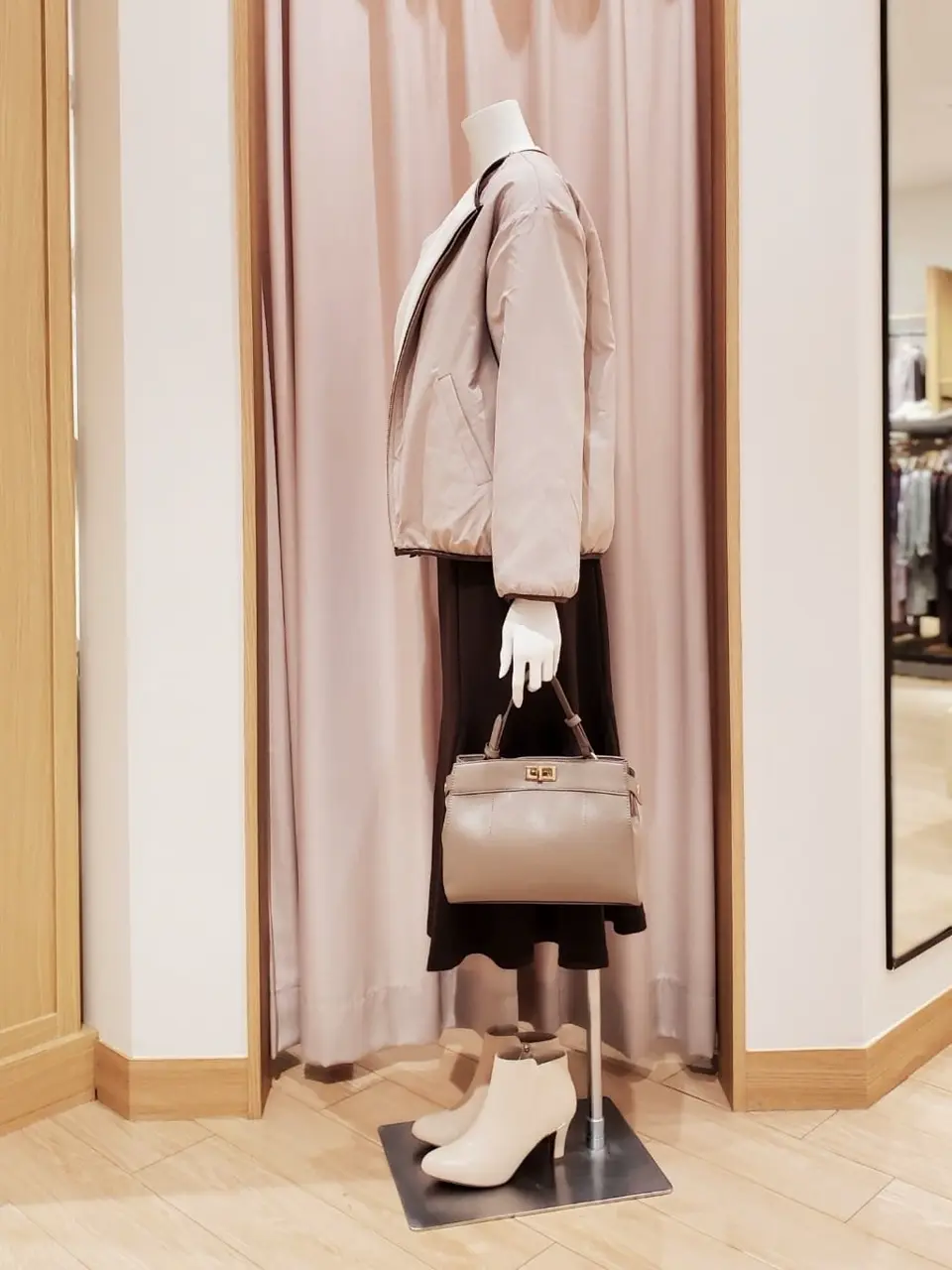 ANY SIS 岩田 コーディネート画像