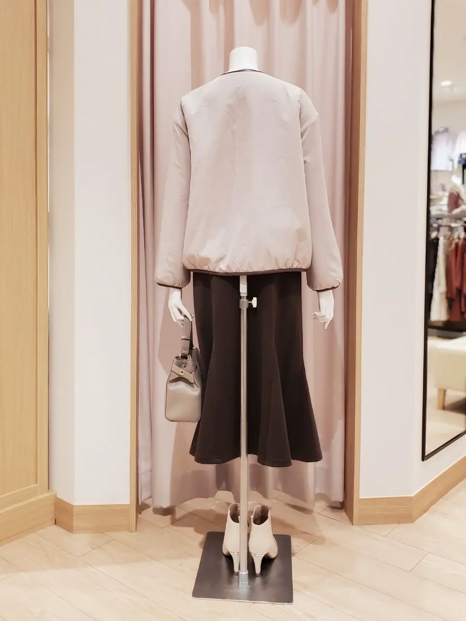 ANY SIS 岩田 コーディネート画像