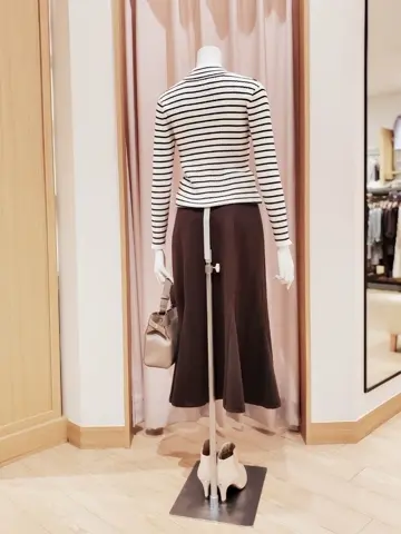 ANY SIS 岩田 コーディネート画像