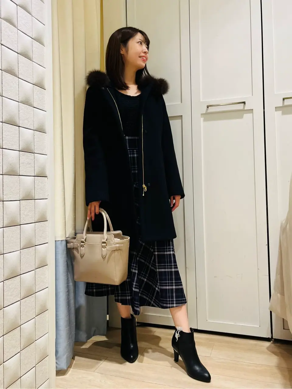 ANY SIS スタッフ コーディネート画像