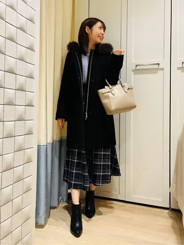 ANY SIS スタッフ コーディネート画像