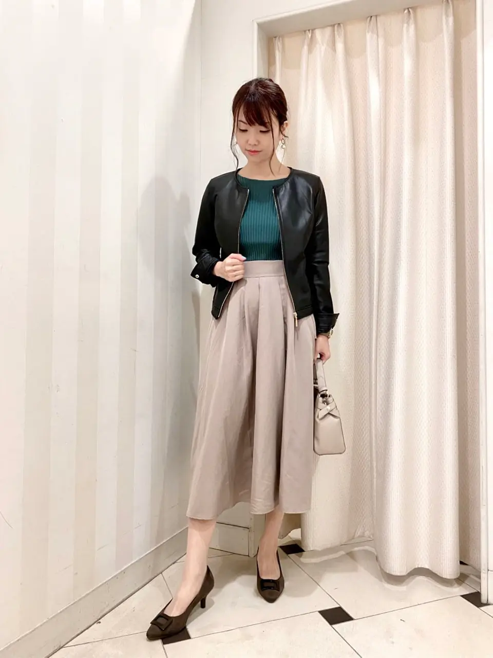 ANY SIS 金井 コーディネート画像