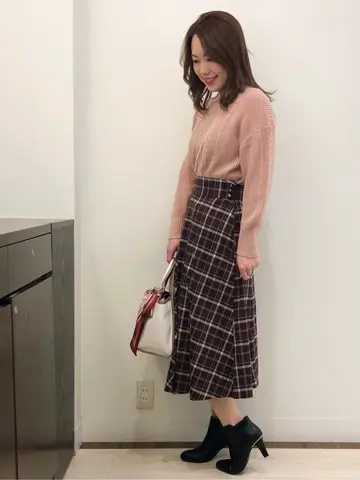 ANY SIS スタッフ コーディネート画像