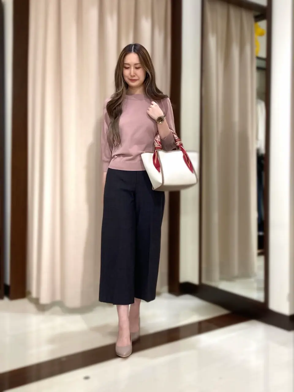 ANY SIS STAFF コーディネート画像