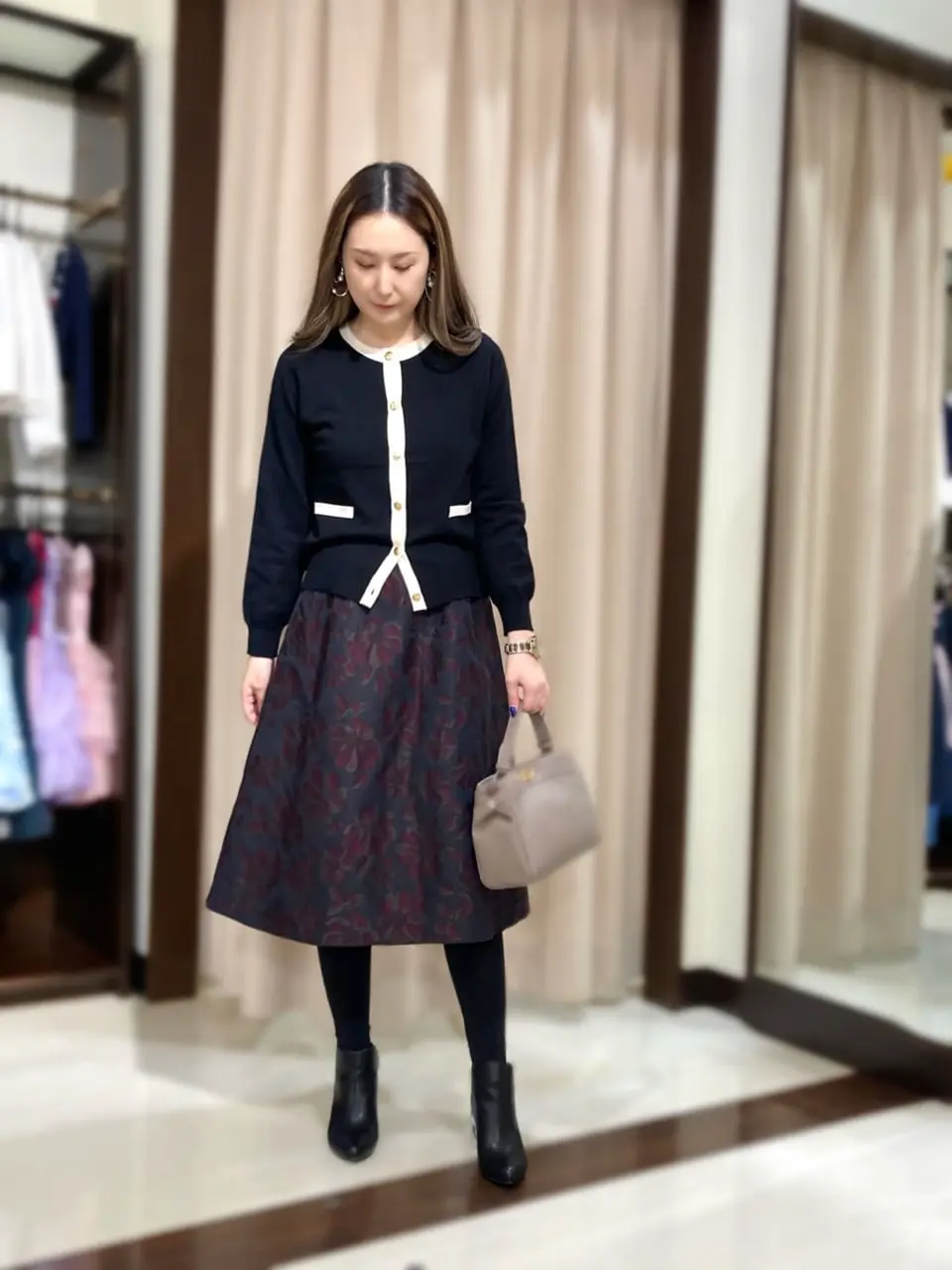 ANY SIS STAFF コーディネート画像