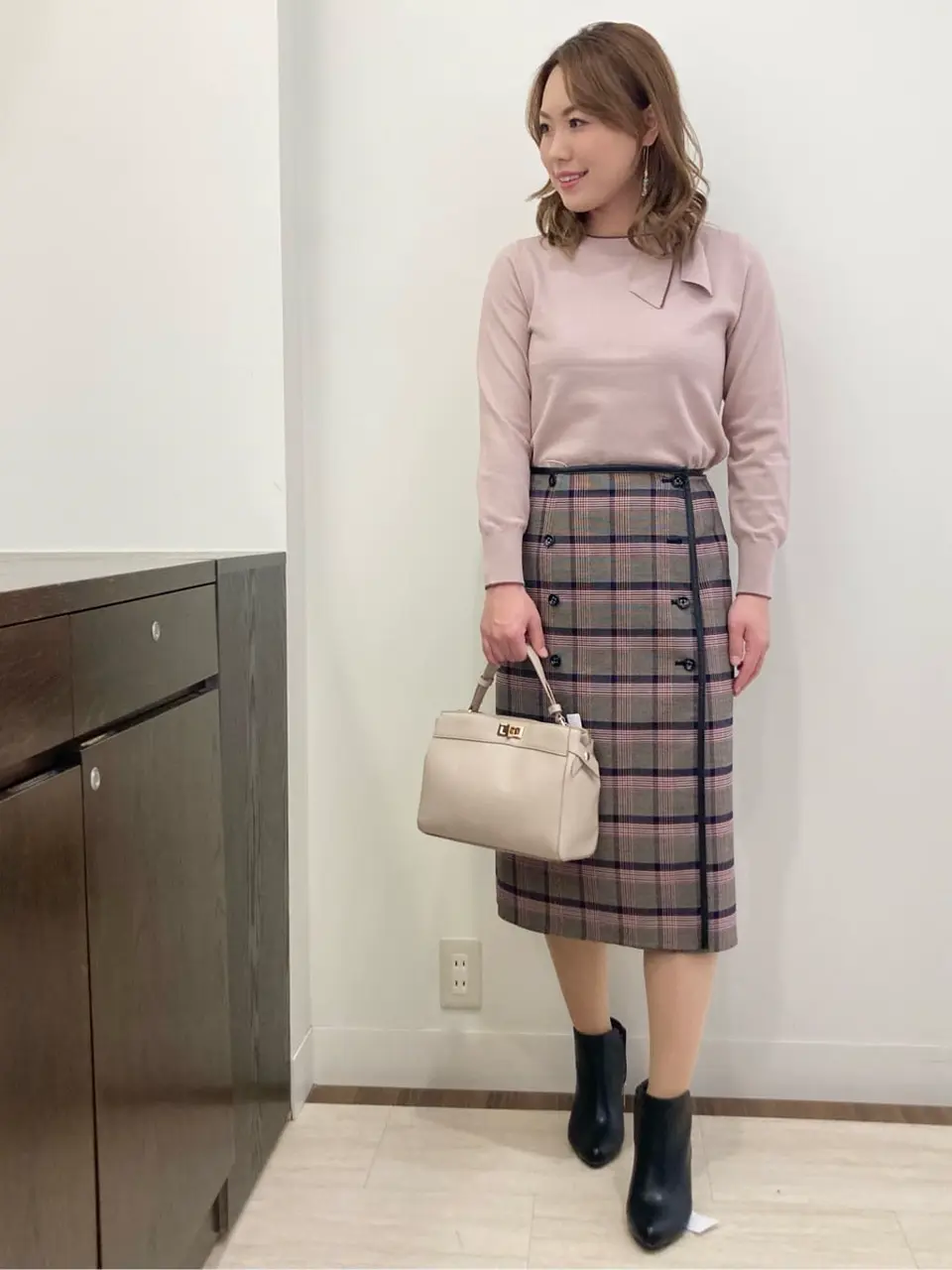 ANY SIS スタッフ コーディネート画像