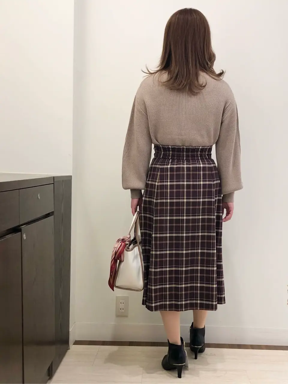 ANY SIS スタッフ コーディネート画像