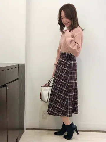 ANY SIS スタッフ コーディネート画像