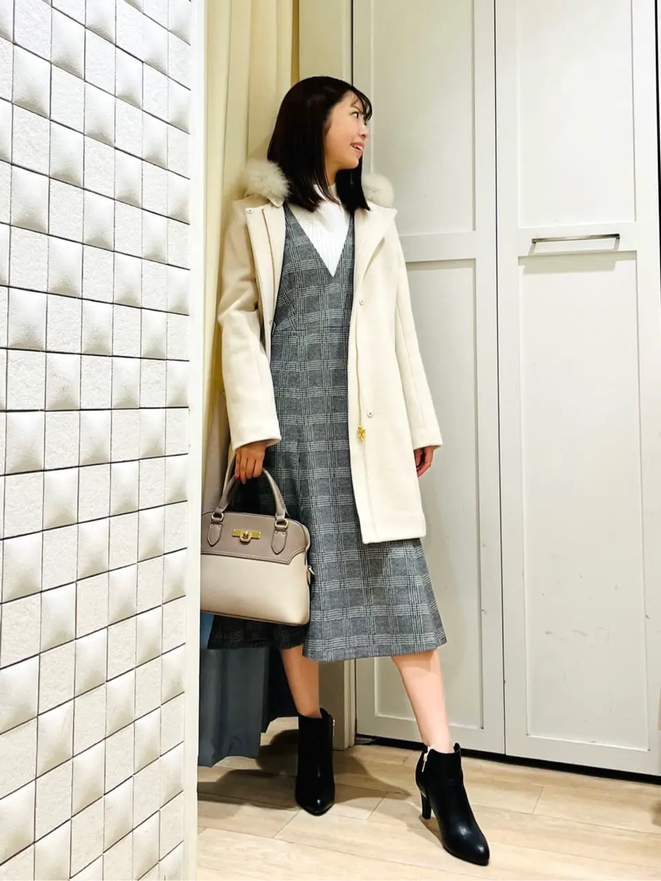 ANY SIS スタッフ コーディネート画像