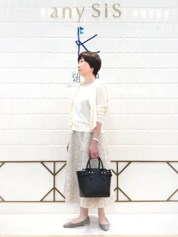 ANY SIS 井上 コーディネート画像