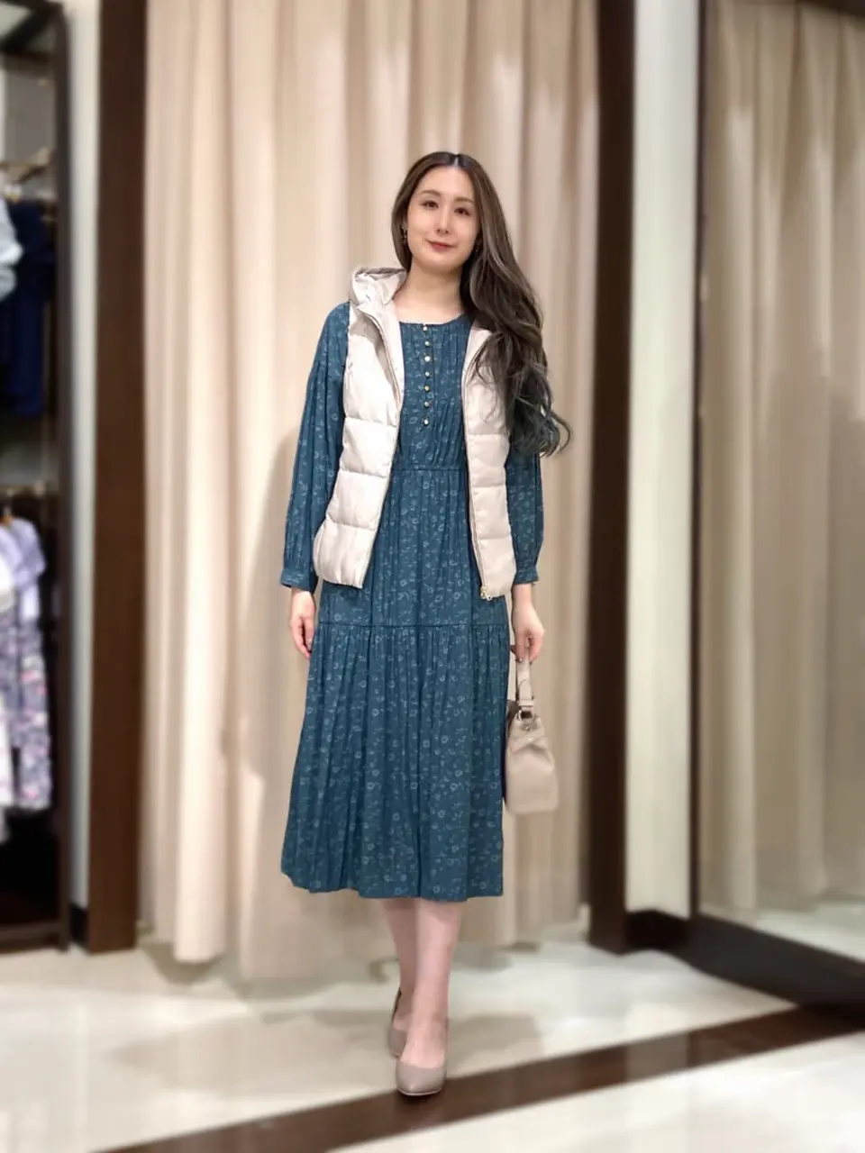 ANY SIS STAFF コーディネート画像