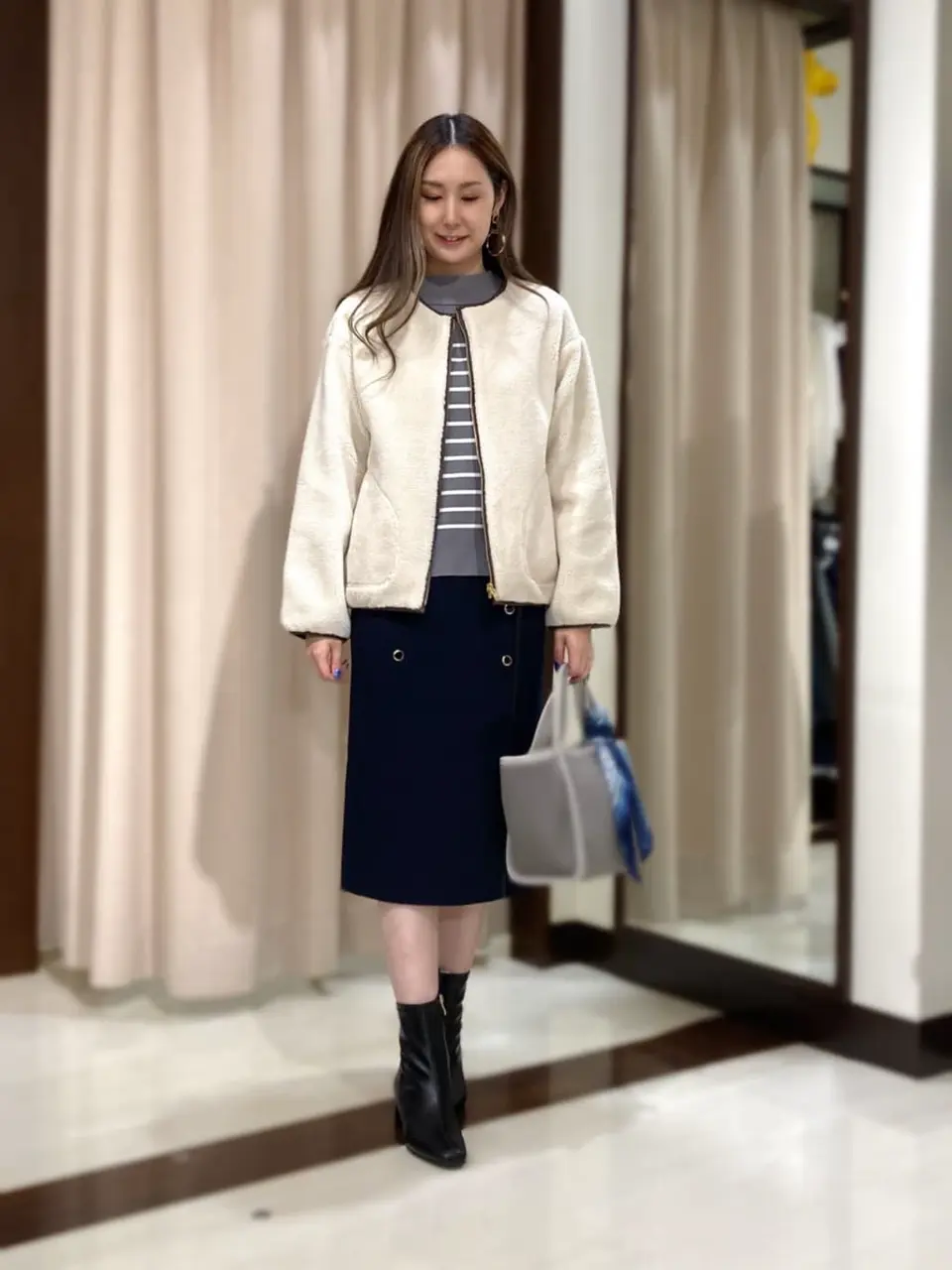 ANY SIS STAFF コーディネート画像