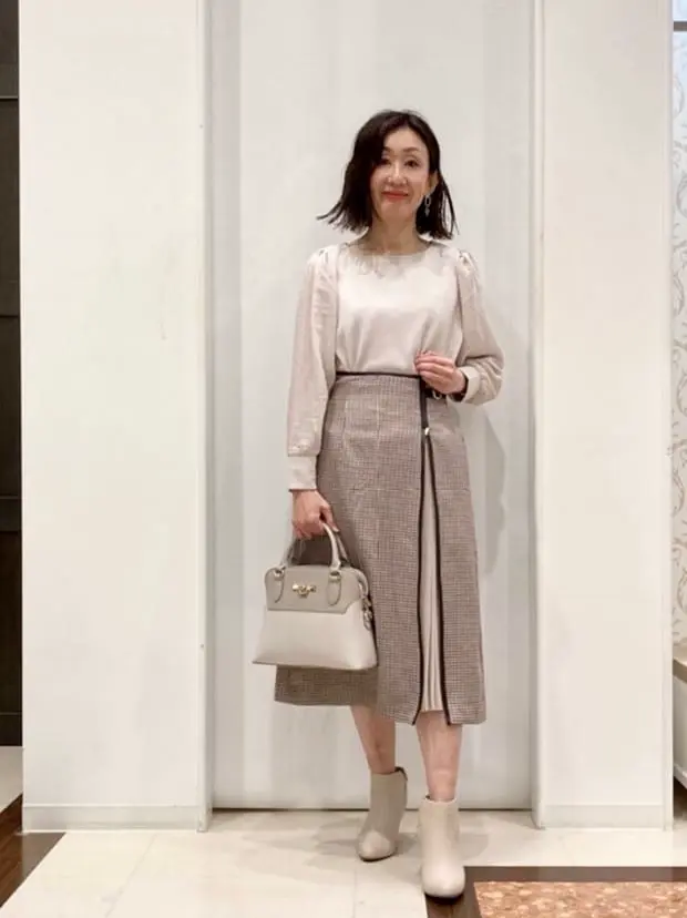 ANY SIS スタッフ コーディネート画像