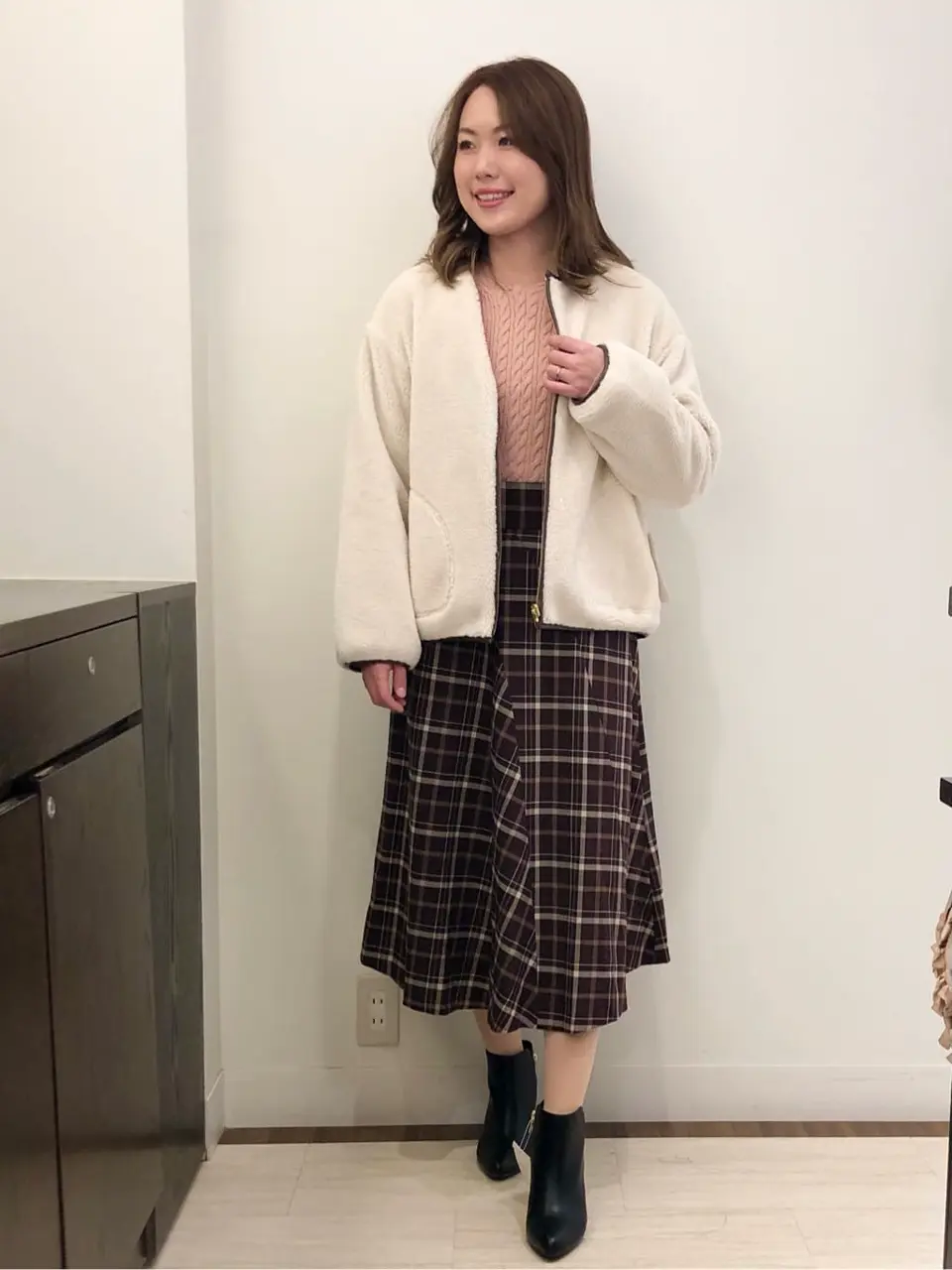 ANY SIS スタッフ コーディネート画像