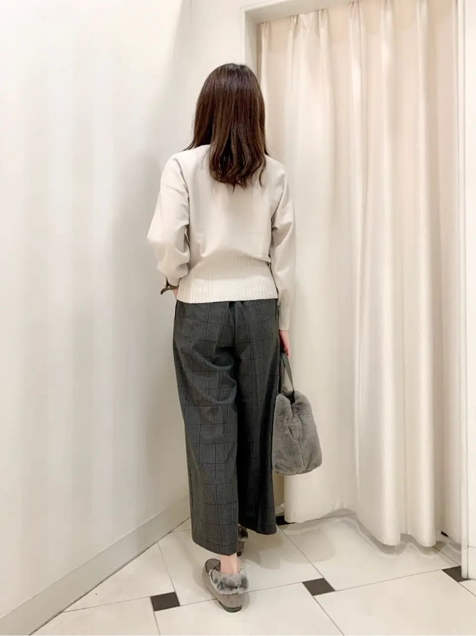 ANY SIS 金井 コーディネート画像