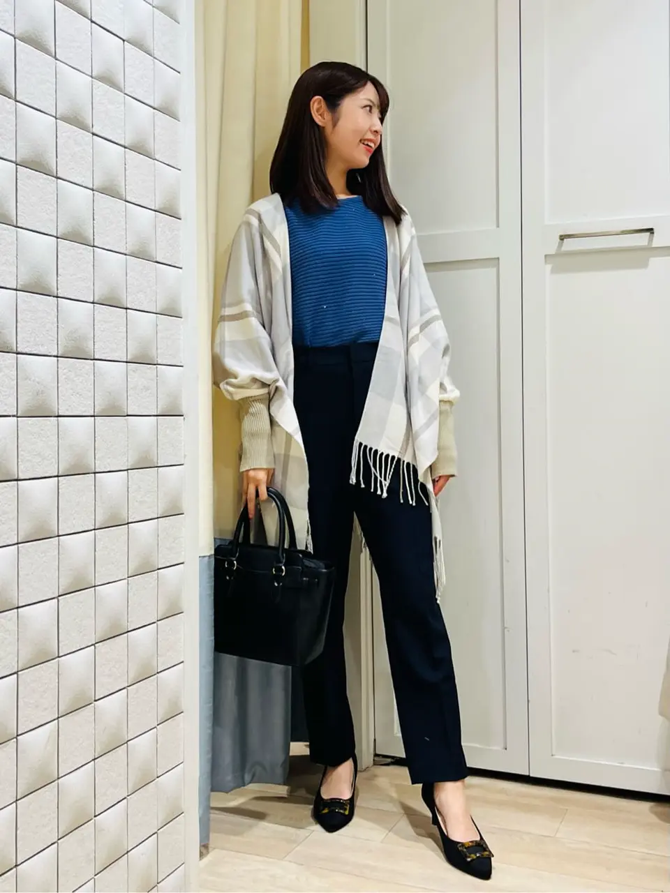 ANY SIS スタッフ コーディネート画像