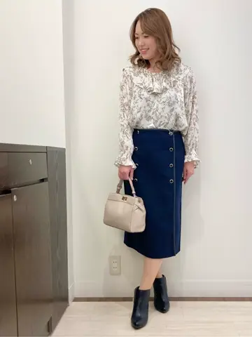 ANY SIS スタッフ コーディネート画像