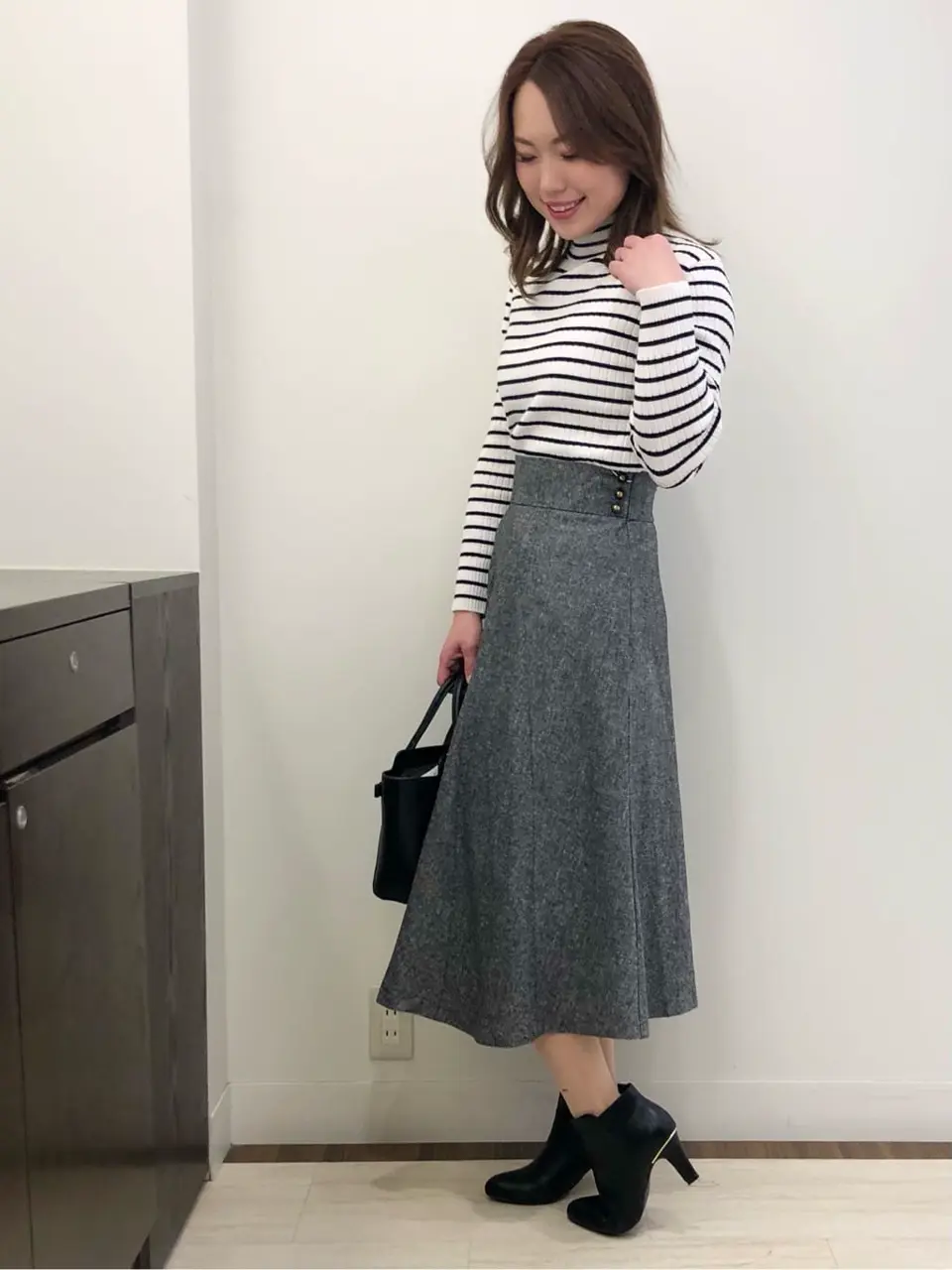 ANY SIS スタッフ コーディネート画像