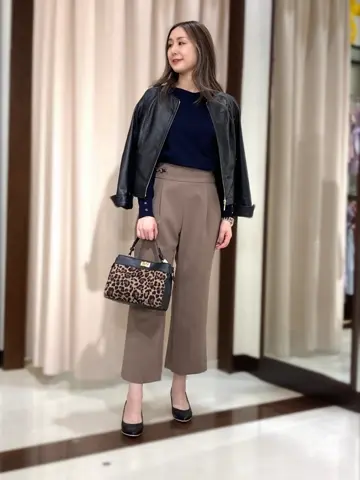 ANY SIS STAFF コーディネート画像