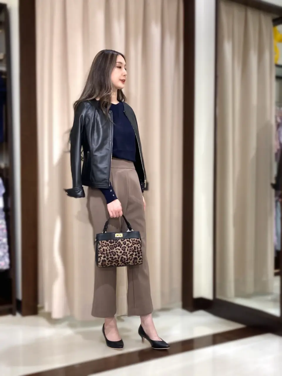 ANY SIS STAFF コーディネート画像